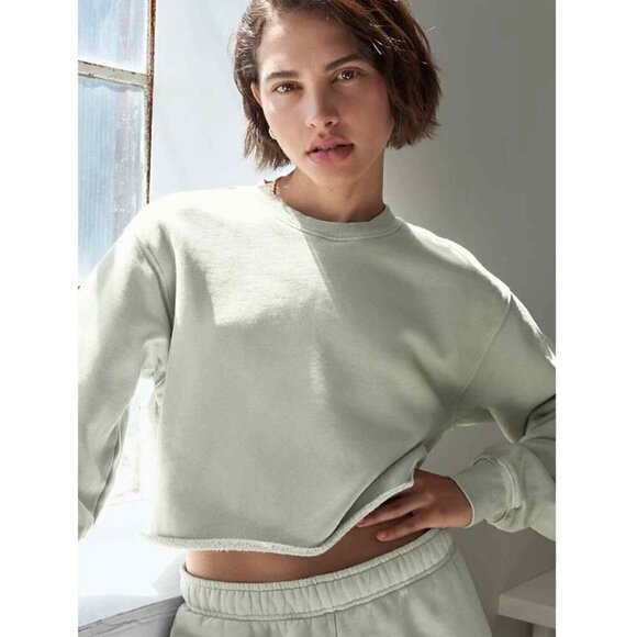Aritzia TNA Cozy Fleece Boyfriend Cropped Pullover Sweatshirt Green Size 1/XS - Picture 1 of 13